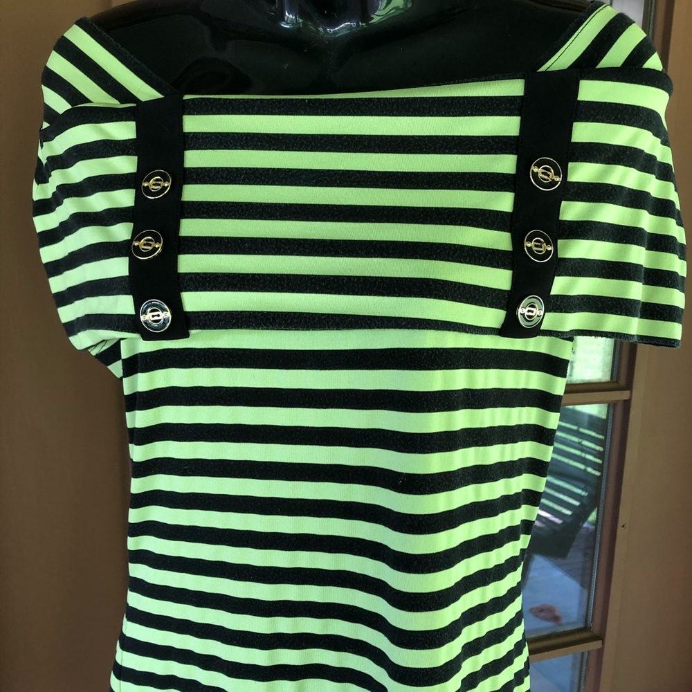 Frank Lyman Design Tee